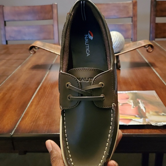 Shoes - Picture 2 of 3